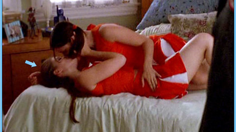 Pic: Kate Mara in Nip/Tuck