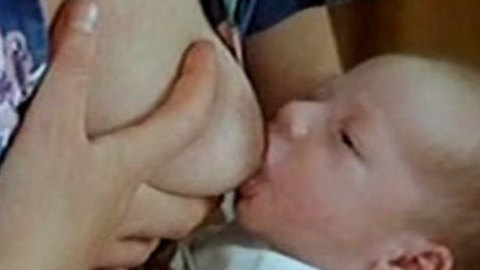 Pic: Valérie Mairesse in L' une chante, l'autre pas