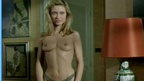 Pic: Valérie Steffen in Sauf votre respect