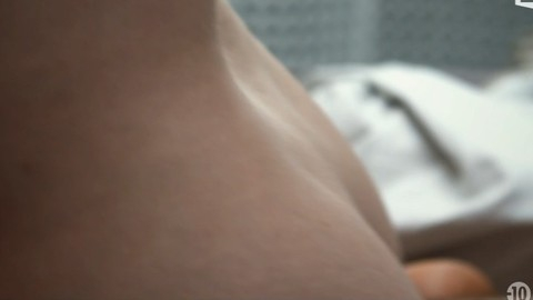 Pic: Sarah Grappin in À Trois