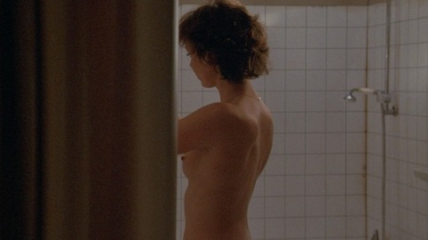 Pic: Sabine Azéma in Life is a Bed of Roses