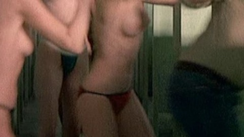 Pic: Susanne Mierisch in Cave Girl