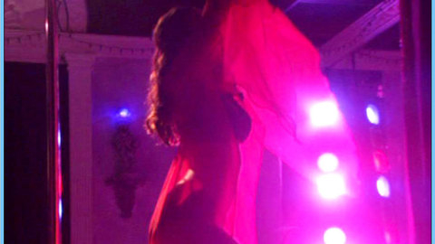 Pic: Alana De La Garza in Mr. Fix It