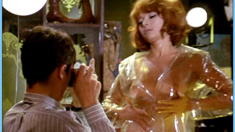 Pic: Dany Carrel in La prisonnière