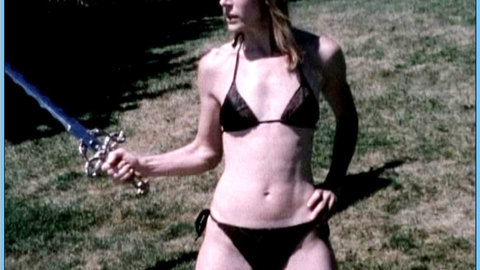 Pic: Shana Sosin in Harry Knuckles and the Pearl Necklace