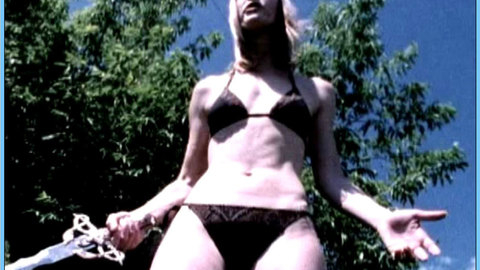 Pic: Shana Sosin in Harry Knuckles and the Pearl Necklace