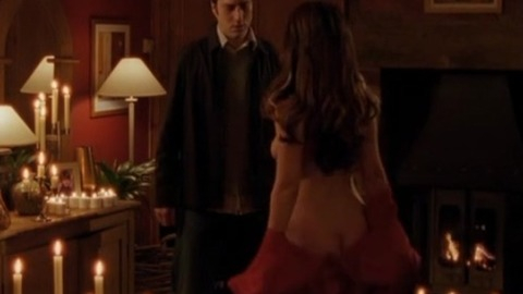 Pic: Gaynor Faye in Between the Sheets