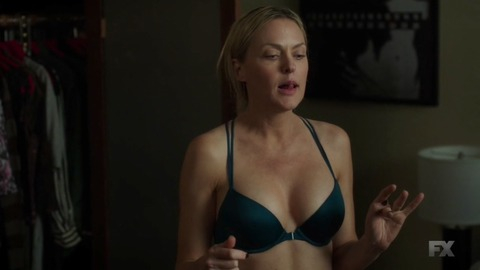 Pic: Elaine Hendrix in Sex&Drugs&Rock&Roll (2015-2016)
