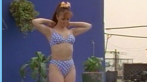 Pic: Claudia del Valle in El fotografo callejero