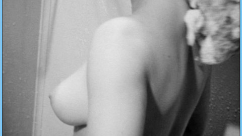 Pic: Vicki Carbe in A Sweet Sickness