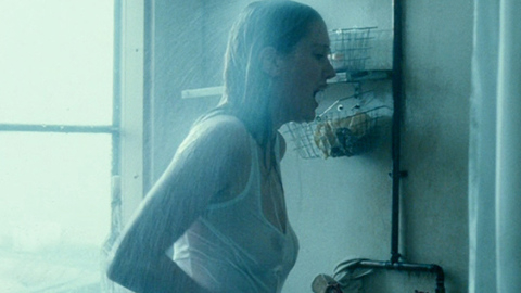 Pic: Lauren Lee Smith in Helen