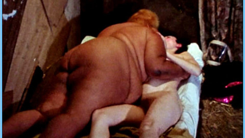 Pic: Mink Stole in Desperate Living
