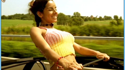 Pic: Collien Fernandes in Autobahnraser