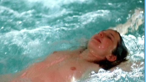 Pic: Lena Stolze in Das schreckliche Mädchen