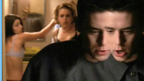 Pic: Majandra Delfino in Roswell