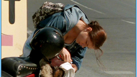 Pic: Henriette Richter-Röhl in Grenzverkehr