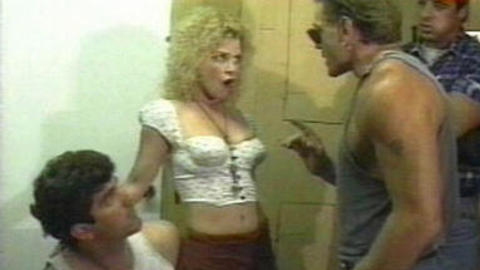 Pic: Julianne Christie in Street Angels