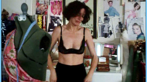 Pic: Victoria Foyt in Going Shopping