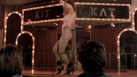 Pic: Suzann Schott in Suburbia