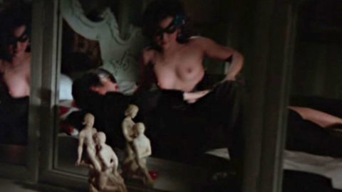Pic: Chen Ping in Crazy Sex