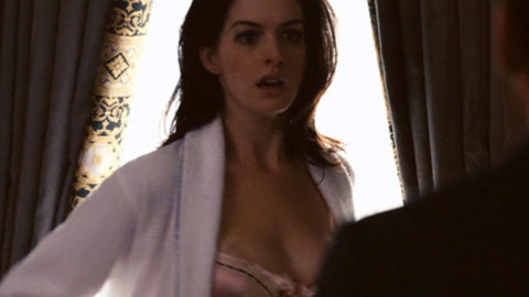 Pic: Anne Hathaway in Get Smart (2008)