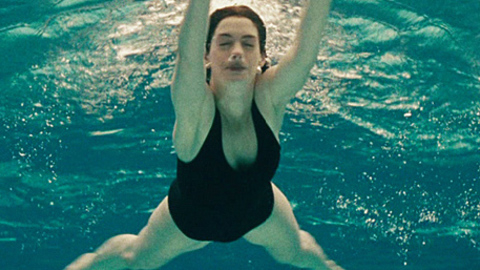 Pic: Anne Hathaway in One Day