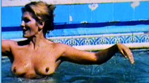 Pic: Rosanna Yanni in Count Dracula's Great Love