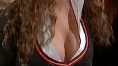 Pic: Lindsay Lohan in E! True Hollywood Story