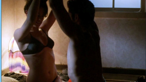 Pic: Michelle Borth in Silent Warnings