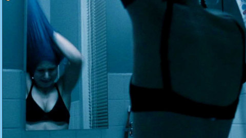 Pic: Kristen Bell in Pulse