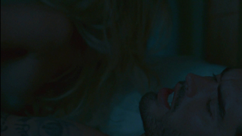 Pic: Kristen Bell in Forgetting Sarah Marshall