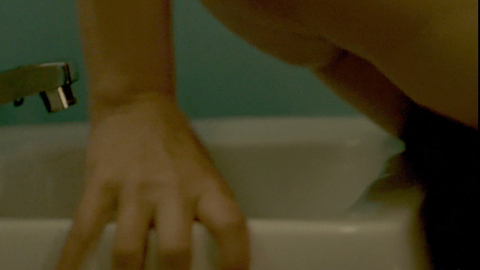 Pic: Kristen Bell in The Lifeguard