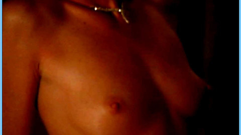 Pic: Nancy Vee in Dead Sexy