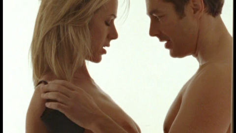 Pic: Shannon Seyffert in Show Me Yours