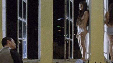 Pic: Dana Ivgy in Broken Wings (2002)