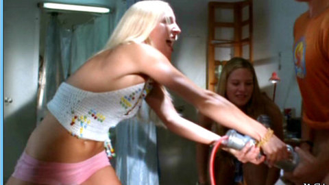 Pic: Natascha Romano in Pura vida Ibiza