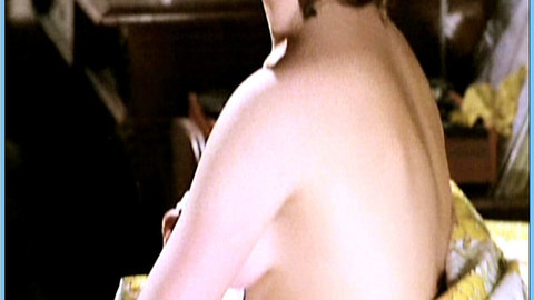 Pic: Jacqueline Pöggel in Solo Sunny