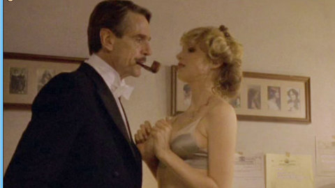 Pic: Lucy Punch in Being Julia (2004)