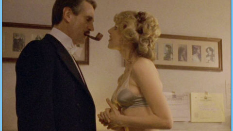 Pic: Lucy Punch in Being Julia (2004)
