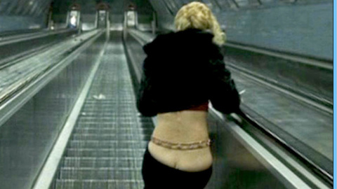 Pic: Enikö Eszenyi in Kontroll