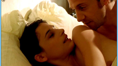 Pic: Anne-Sophie Morillon in Jusqu'au bout de la route