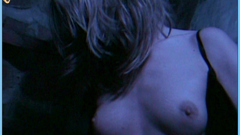 Pic: Marianna Bertucci in Rossa Venezia