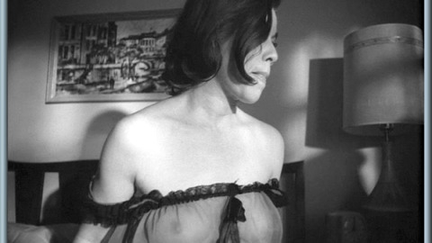 Pic: Janet Banzet in Mini-Skirt Love