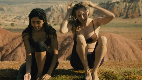 Pic: Sienna Miller in Just Like a Woman