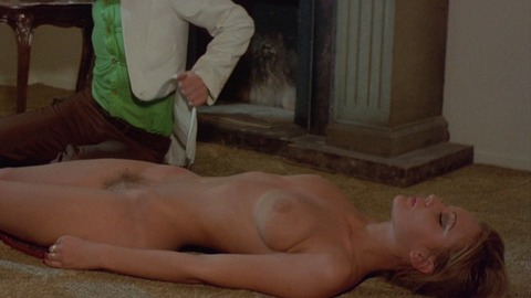 Pic: Martine Stedil in Slaves