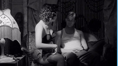 Pic: Susanne Columbia in Color of a Brisk and Leaping Day