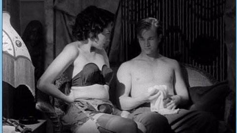 Pic: Susanne Columbia in Color of a Brisk and Leaping Day