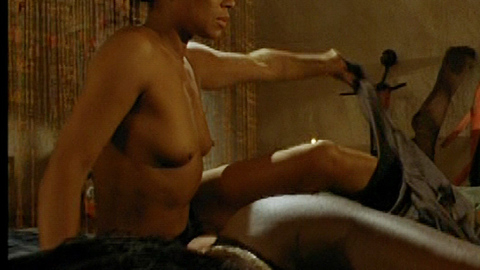 Pic: Stephanie Biddle in Karmen Geï