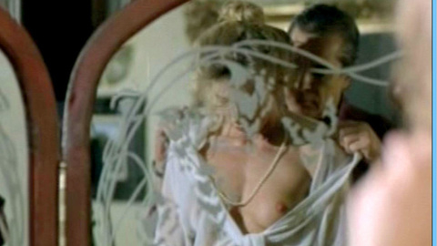 Pic: Elizabeth Katz in Mujeres infieles