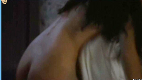 Pic: Delphine Forest in Le nombril du monde